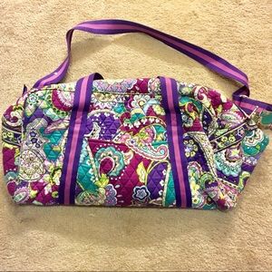 LIKE NEW Vera Bradley duffel bag